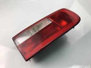 Renault 8200002473 LAGUNA II (BG0/1_) 2005 Piloto posterior