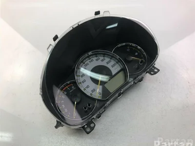 Toyota 83800-0DZ80 / 838000DZ80 YARIS (_P13_) 2013 Tableau de bord - Image 1