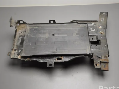 Peugeot 7501948001 ; 9806108580 / 7501948001, 9806108580 308 II 2016 Bac à batterie - Image 1