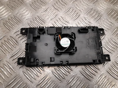 Mercedes-Benz A 223 900 00 26, A 223 901 59 14, A 223 902 69 17 / A2239000026, A2239015914, A2239026917 C-Class estate (S206) 2022 Bouton de chargement sans fil - Image 1