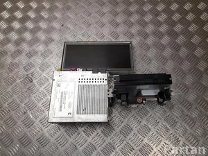 Jaguar GX63-19C299-AC, H9A3-19C211-CD, FW93-11B608-AD / GX6319C299AC, H9A319C211CD, FW9311B608AD F-PACE (X761) 2017 Radio CD