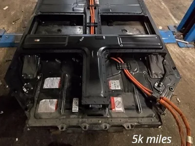 Porsche 9J1.915.100.AL, 9J1.801.212.N, 9J1.915.251.AA / 9J1915100AL, 9J1801212N, 9J1915251AA Taycan 2021 Batterie - Image 1