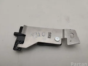 Aston Martin 9G43-18C847-AA / 9G4318C847AA Vantage Coupe 2009 Amplificateur d'antenne