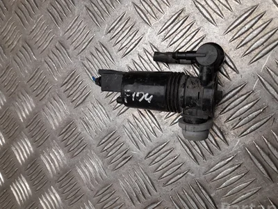 Volvo 32237970 XC40 2020 Pompe lave-glace - Image 1