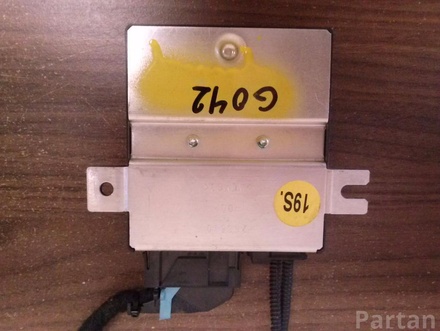 AUDI 4E0 907 468 E, 4E0 910 468 B / 4E0907468E, 4E0910468B A8 (4E_) 2005 Diagnosis interface for data bus (gateway)