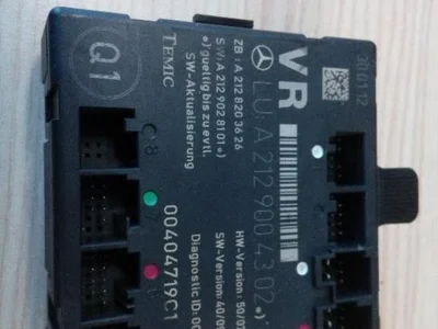 Mercedes-Benz A 212 900 43 02 / A2129004302 E-CLASS (W212) 2012 Unité de commande pour porte - Image 1