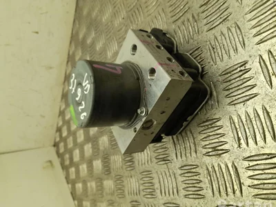 Toyota 44540-0D570 / 445400D570 RAV 4 V 2021 Unité de commande hydraulique ABS - Image 1