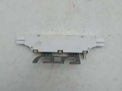Porsche 991.647.117.00 / 99164711700 BOXSTER (981) 2013 Amplificateur d'antenne - Image 1