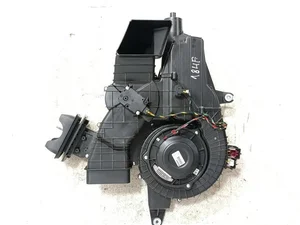 Mercedes-Benz A1678302704 GLS (X167) 2021 Corps de soufflante