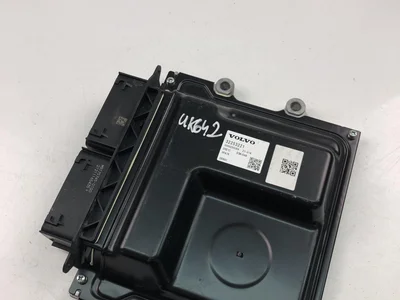 Volvo 32253221 V60 2019 Unidad de control del motor - Imagen 1