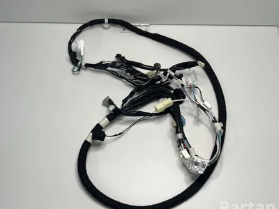 Toyota 8218502360 COROLLA (E210) Estate 2019 Harnais - Image 1