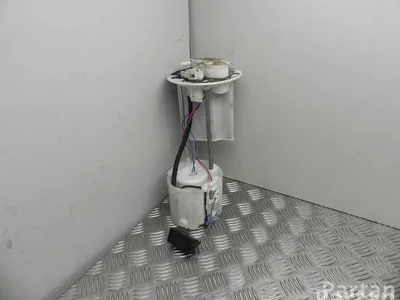 Toyota 77704-0D090 / 777040D090 YARIS (_P13_) 2014 Unité d'alimentation en carburant - Image 1