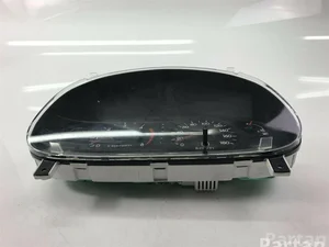 Hyundai  94004-4A120 / 940044A120 H-1 / STAREX 1998 Tableau de bord