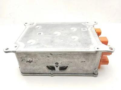 Porsche 5QE915682R PANAMERA (971) 2018 Onduleur avec convertisseur - Image 1