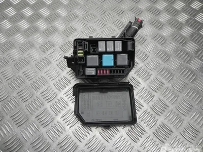 Toyota 82662-0DA70 / 826620DA70 YARIS (_P13_) 2017 Boîte à fusibles - Image 1