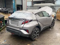K174 Toyota C-HR 2020 1.8 - Thumbnail 1