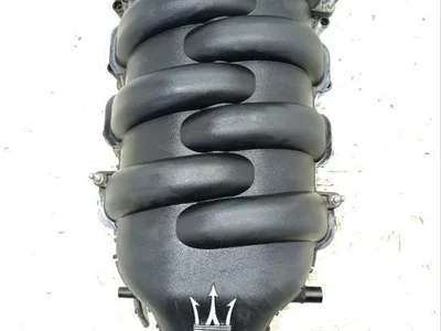 Maserati 252163, 240262 GRANCABRIO 2011 Ansaugbrücke Ansaugkrümmer - Bild 1