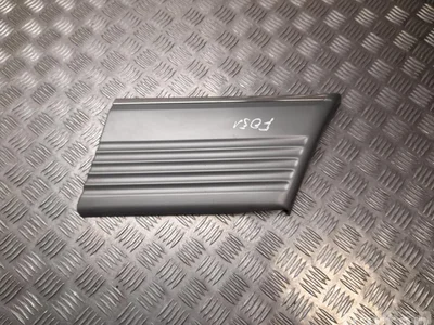 Mercedes-Benz 1266902240 S-CLASS (C126 Coupe) 1980 Garniture /moulage Right Front - Image 1