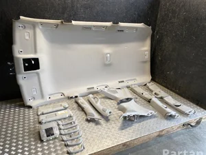 Toyota 62220-60202, 62410-60150, 62640-60170, 73033-60020, 1D111-123G / 6222060202, 6241060150, 6264060170, 7303360020, 1D111123G LAND CRUISER (_J15_) 2019 Revêtement de toit