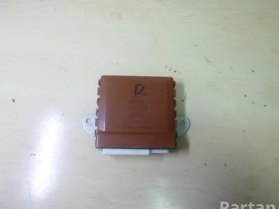 Lexus 89222-30180 / 8922230180 GS (GRS19_, UZS19_, URS19_) 2009 Unité de commande pour porte Right Rear Left Rear Left Front Right Front - Image 1