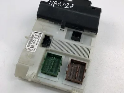 Volvo BG9T-14C256-GA / BG9T14C256GA V60 2013 Boîte à fusibles - Image 1