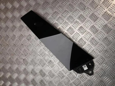 Tesla 1100441-00-C / 110044100C MODEL 3 2019 Garniture /moulage Right Front - Image 1