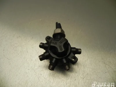 Renault H8200334367 CLIO III (BR0/1, CR0/1) 2010 Distribution de carburant - Image 1