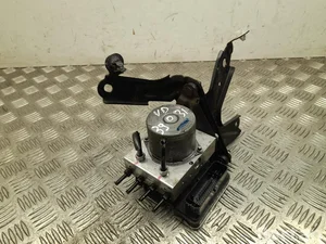 Toyota 44540-0D790 / 445400D790 Yaris P210 2022 Unité de commande hydraulique ABS