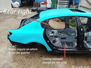 Maserati QUATTROPORTE VI 2014 Quart de corps Right Rear