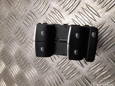 Alfa Romeo 01561255400 GIULIA (952_) 2017 Bouton de lève-vitre - Image 1