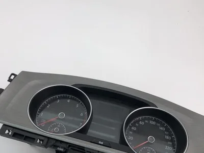 Volkswagen 5G0920861 GOLF VII (5G1, BQ1, BE1, BE2) 2016 Prietaisų skydelis (spidometras) mph km/h - Nuotrauka 1