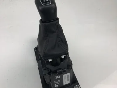 Volvo P31437769 V90 II 2017 Bouton de levier de vitesse - Image 1