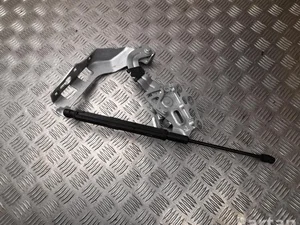 Mercedes-Benz A 205 880 08 28 / A2058800828 C-CLASS (W205) 2016 Charnière