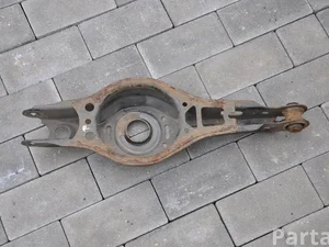 Toyota COROLLA (E210) Estate 2019 Arrière  bras inférieur right side