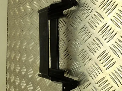 Renault 280384553R Twingo Z.E 2021 Support pour la garniture - Image 1