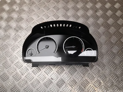 BMW 9387581 5 Touring (F11) 2015 Tableau de bord km/h - Image 1