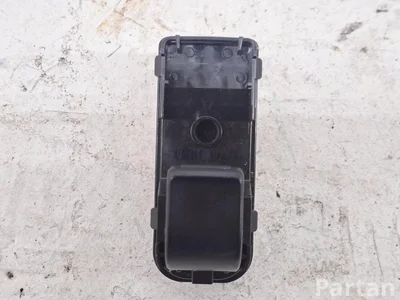 Mazda D09H66370 CX-3 (DK) 2018 Выключатель электростекло подъемника - Изображение 1