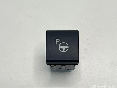 Toyota 7470Y921 COROLLA (E210) Estate 2019 Bouton pour systèmes de stationnement - Image 1