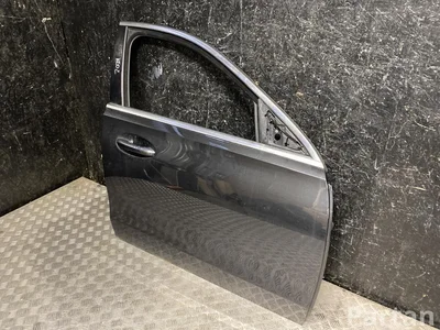 Mercedes-Benz C-Class (W206) 2022 Door Right Front - Image 1