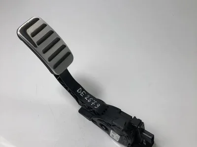 Volvo 31280597 V40 Hatchback 2017 Pédale d'accélérateur - Image 1