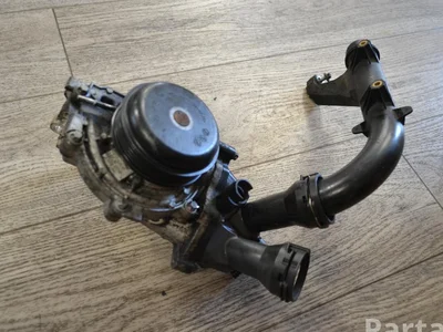 Mercedes-Benz A6542002300, A6542000115, A6542010010 E-CLASS (W213) 2020 Pompe à eau - Image 1