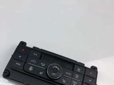 Lancia 68111337AH VOYAGER MPV (404_) 2014 Automatic air conditioning control - Image 1