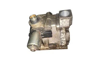 Mercedes-Benz Trucks A9604600380 ACTROS MP4 / MP5 2018 Hydraulic steering pump - Image 1