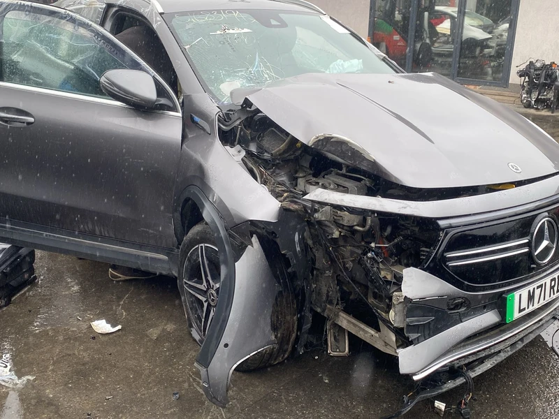 K056 MB EQA350 - Photo 4