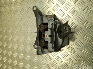 Toyota 025 PRIUS (_W5_) 2017 Support moteur