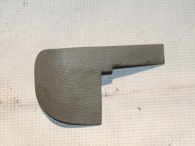 Volvo 9208270 V70 II (SW) 2002 Garniture /moulage - Image 1