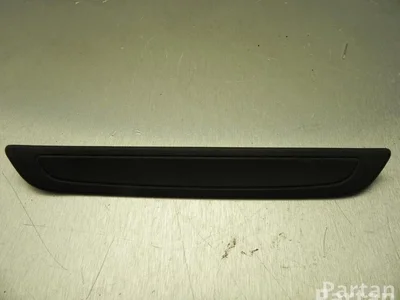 Toyota 67915-02040 / 6791502040 AURIS (_E15_) 2010 Bordure de seuil de porte - Image 1