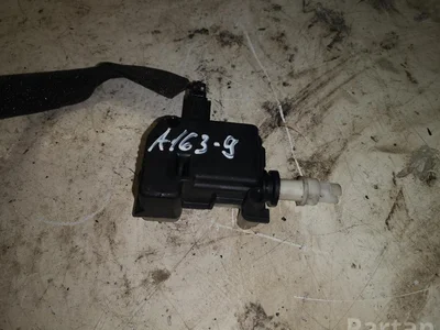 Volvo 8066-27 / 806627 V70 III (BW) 2008 Verrouillage du bouchon du réservoir - Image 1