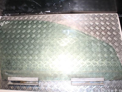 Volvo 43R001106 S60 I 2001 Vitre de porte Right Front - Image 1