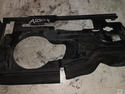 Volvo 30796470 S60 I 2010 Support pour radiateur - Image 1